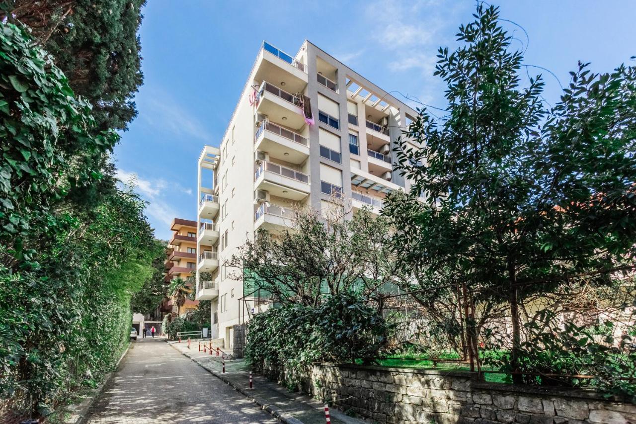 Apartments Lora Cetinjska Будва Екстериор снимка