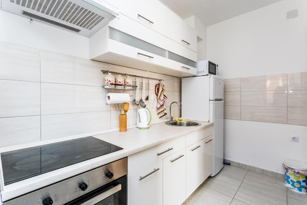 Apartments Lora Cetinjska Будва Екстериор снимка
